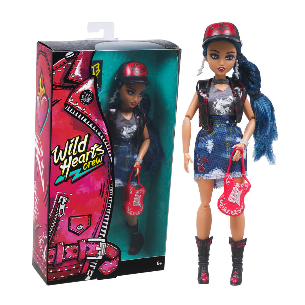 Wild Hearts Crew Charlie Lake Doll (4 Pieces)